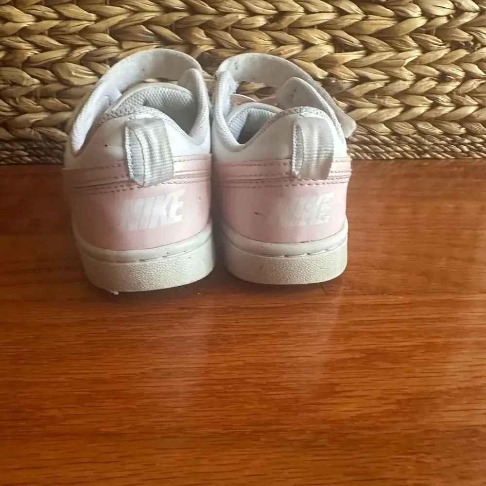 Nike Sneakers sz 2 Nike Court Borough Low White and Pink Sneakers